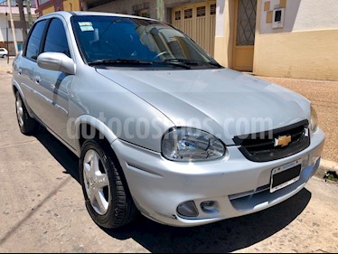 Foto venta Auto Usado Chevrolet Corsa Classic 4P 1.4 GLS (2010) color Plata Polaris precio $155.000