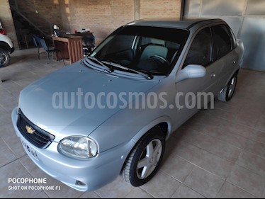 Foto venta Auto usado Chevrolet Corsa Classic 4P 1.4 GLS (2010) color Gris Claro precio $210.000
