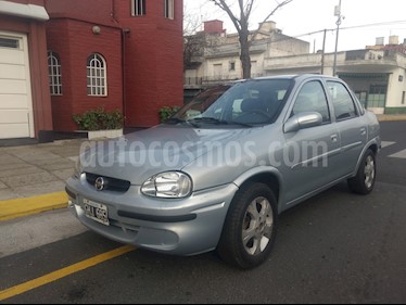 foto Chevrolet Corsa Classic 4P 1.6 Súper Pack Eléctrico usado (2007) color Gris precio $160.000