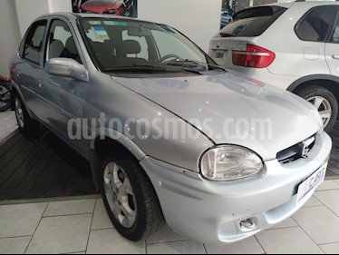 Chevrolet Corsa Classic 4P 1.6 Super usado (2007) color Gris precio $210.000
