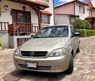 foto Chevrolet Corsa Sedán 1.4 L AC usado (2006) color Bronce precio u$s8.500