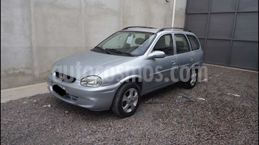 Chevrolet Corsa Wagon 1.4 usado (2008) color Gris precio $300.000
