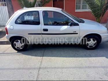 foto Chevrolet Corsa 1.6 usado (2004) color Plata precio $1.850.000