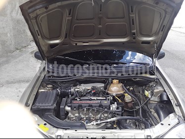 Foto Chevrolet Corsa 3 Puertas Sinc. A-A usado (2002) color Marron precio u$s1.950