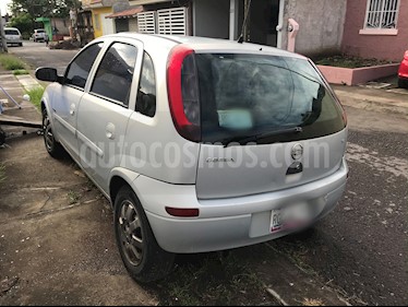 Foto Chevrolet Corsa 4P 1.8L Comfort C usado (2003) color Gris precio $45,000