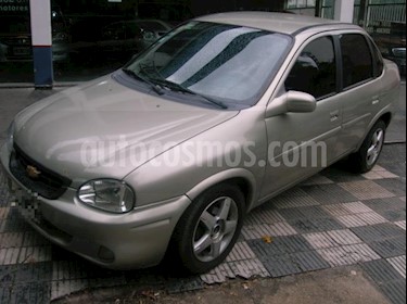 foto Chevrolet Corsa 4P GLS DSL usado (2008) color Beige precio $1