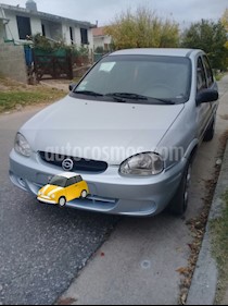 Chevrolet Corsa 4P Super usado (2006) color Gris precio $120.000