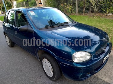 Foto Chevrolet Corsa 5P Wind usado (2000) color Verde precio $80.000