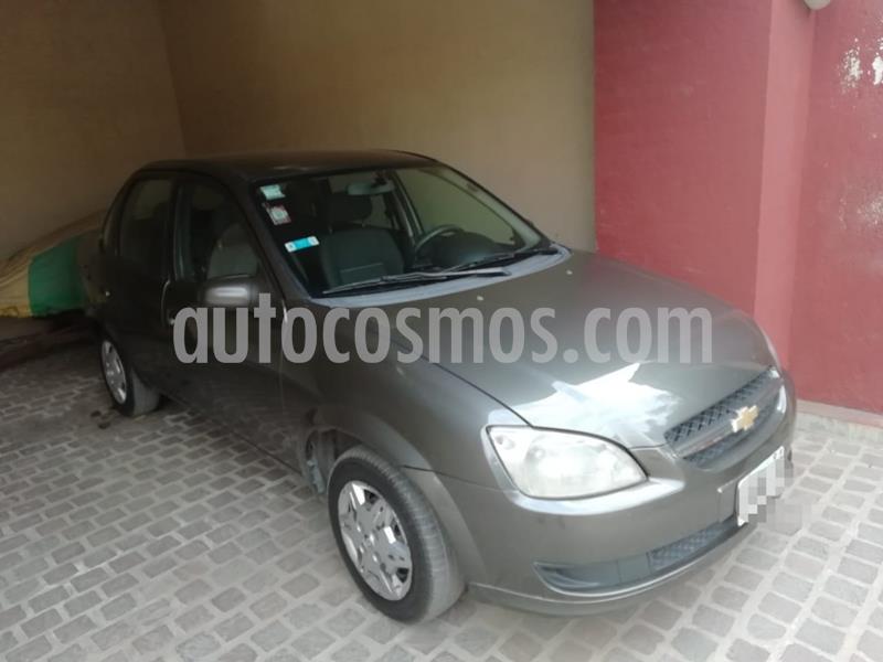 Chevrolet Corsa 4P Classic usado (2015) color Gris Oscuro precio $425.000