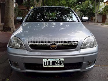 Chevrolet Corsa 5P CD usado (2009) color Gris precio $250.000