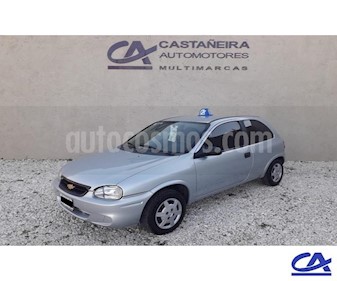 foto Chevrolet Corsa 5P GL 1.4 MPFi AA usado (2010) color Gris Claro precio $348.000