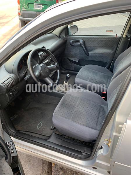 Chevrolet Corsa 4P GLS 1.6 MPFi 16V usado (2001) color Gris precio $239.000