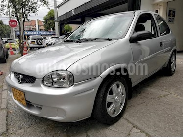 foto Chevrolet Corsa @ctive, 3 ptas, 1,4 usado (2004) color Gris precio $10.500.000