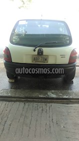 Chevrolet Corsa 3 Puertas Sinc. A-A usado (1999) color Blanco precio u$s600