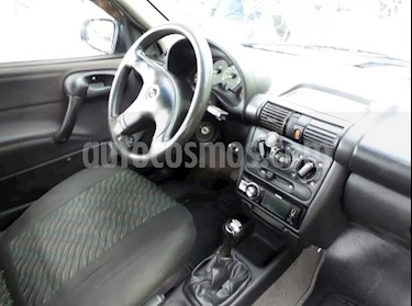 Chevrolet Corsa 2p A-A L4,1.3i,8v S 1 1 usado (2005) color Gris precio BoF42.001