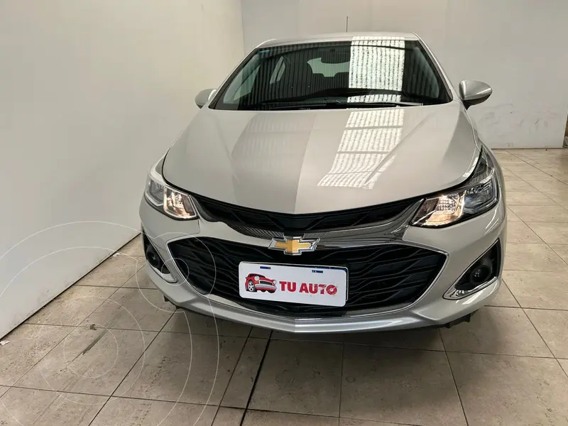 Foto Chevrolet Cruze 5 LT Aut usado (2023) color Plata Switchblade precio $29.600.000