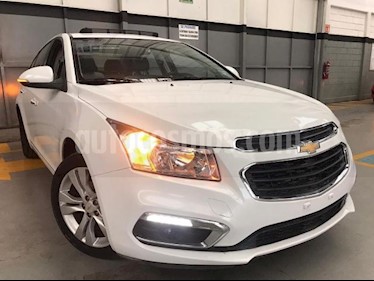 foto Chevrolet Cruze 4p LT L4/1.8 Aut usado (2016) color Blanco precio $205,000