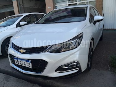 foto Chevrolet Cruze LTZ usado (2018) color Blanco Summit precio $890.000