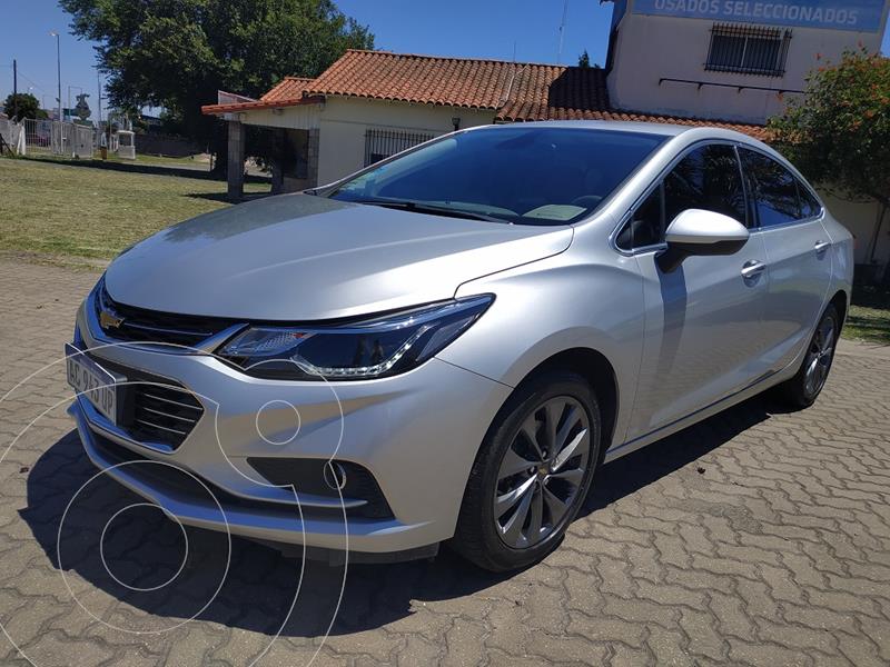 Foto Chevrolet Cruze LTZ Aut usado (2017) color Plata Switchblade precio $1.620.000
