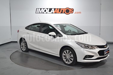foto Chevrolet Cruze LT usado (2018) color Blanco Crema precio $890.000