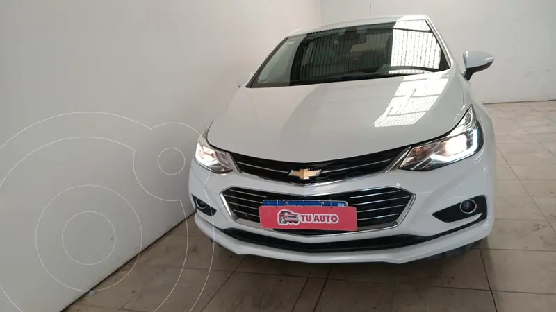 Foto Chevrolet Cruze LTZ Aut usado (2018) color Blanco Summit financiado en cuotas(anticipo $8.240.000 cuotas desde $257.500)