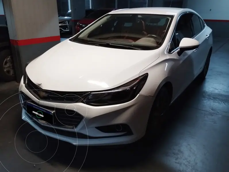 Foto Chevrolet Cruze LTZ usado (2016) color Blanco precio $4.800.000