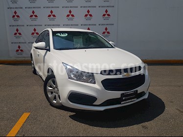 Foto venta Auto usado Chevrolet Cruze LS Aut (2016) color Blanco precio $185,000