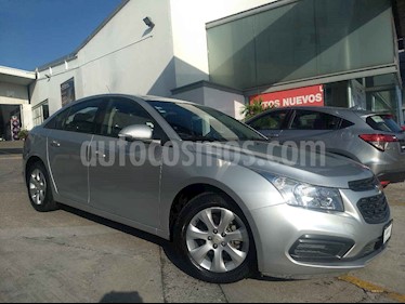 foto Chevrolet Cruze LS usado (2015) color Plata precio $146,000