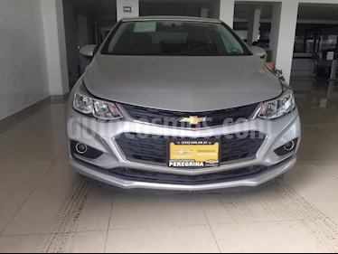 Foto venta Auto Seminuevo Chevrolet Cruze LT Aut (2017) color Plata Brillante
