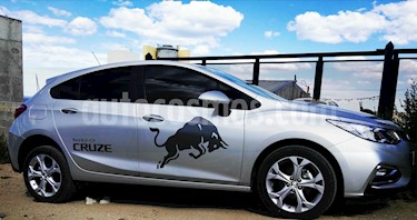 foto Chevrolet Cruze LT usado (2018) color Plata Switchblade precio $670.000