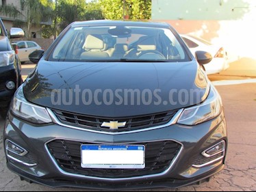 foto Chevrolet Cruze LT usado (2017) color Gris Oscuro precio $735.000