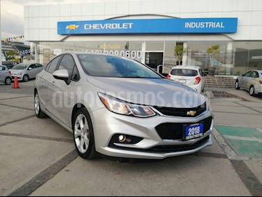 foto Chevrolet Cruze Paq C usado (2018) color Gris Platino precio $270,000