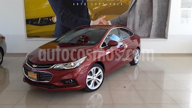 foto Chevrolet Cruze 4P LT PREMIER TA BOSE BL PIEL F.LED RA-18 usado (2017) color Rojo precio $290,900