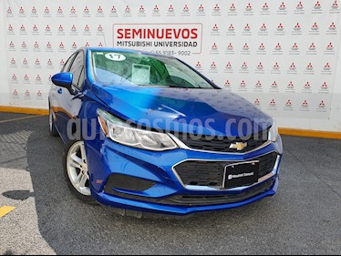 foto Chevrolet Cruze LS usado (2017) color Azul Cobalto precio $225,000
