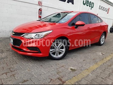 foto Chevrolet Cruze 4p LS L4/1.4/T Aut usado (2017) color Rojo precio $235,000
