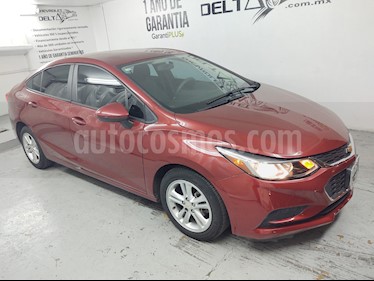 Chevrolet Cruze LS usado (2018) color Rojo precio $235,000