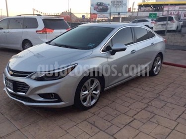 Chevrolet Cruze Premier Aut usado (2017) color Plata precio $295,000