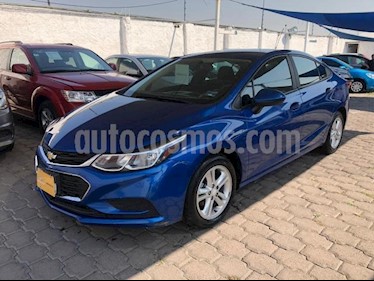 foto Chevrolet Cruze 4P LS L4/1.4/T MAN usado (2017) color Azul Marino precio $225,000