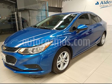 foto Chevrolet Cruze 4p LS L4/1.4/T Man usado (2017) color Azul precio $202,000