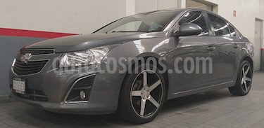 Chevrolet Cruze LT Aut usado (2013) color Gris precio $129,000