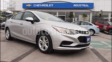 foto Chevrolet Cruze Paq A usado (2017) color Plata precio $240,000
