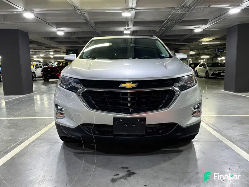 Foto Chevrolet Equinox LT usado (2018) color plateado precio $289,000