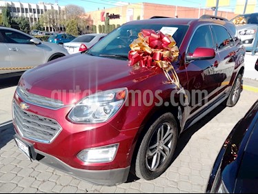 foto Chevrolet Equinox LT Paq. B usado (2017) color Rojo Cerezo precio $300,000