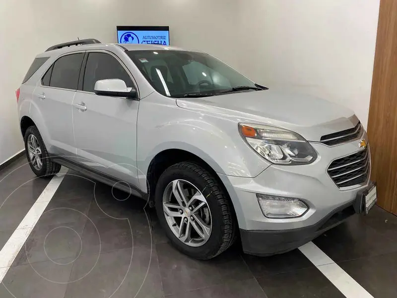 Foto Chevrolet Equinox LT usado (2017) color Plata precio $310,000