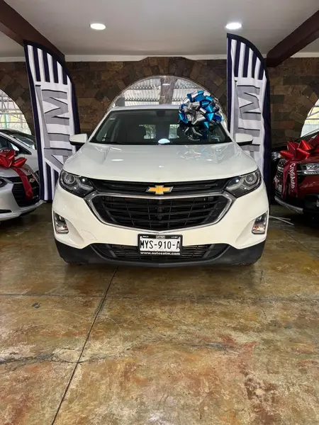 Foto Chevrolet Equinox LT usado (2020) color Blanco precio $365,000