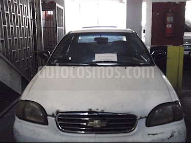 Foto venta carro usado Chevrolet Esteem Taxi L4 1.6i 16V (2001) color Blanco precio u$s800