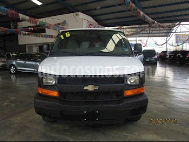 Chevrolet Express Passenger Van LS 15 pas 6.0L LWB usado (2016) color Blanco precio $415,000