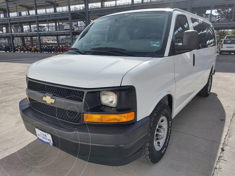 Foto Chevrolet Express LS D 12 pas usado (2017) color Blanco financiado en mensualidades(enganche $100,440 mensualidades desde $12,931)