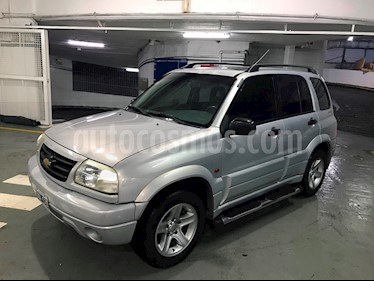 foto Chevrolet Grand Vitara 5P 2.0 usado (2001) color Gris precio $275.000
