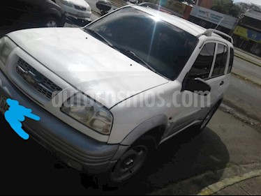 foto Chevrolet Grand Vitara Auto. 4x4 5P V-6 usado (2000) color Blanco precio u$s3.300